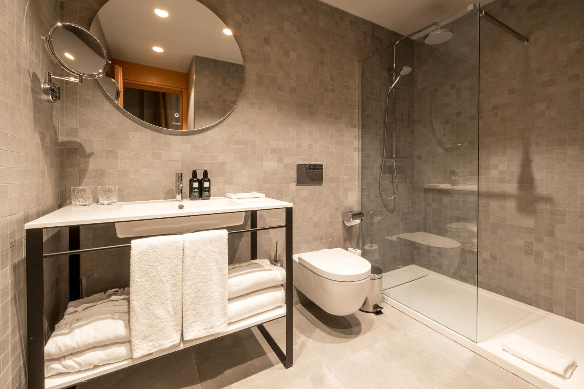 Mercer Residences Sevilla المظهر الخارجي الصورة